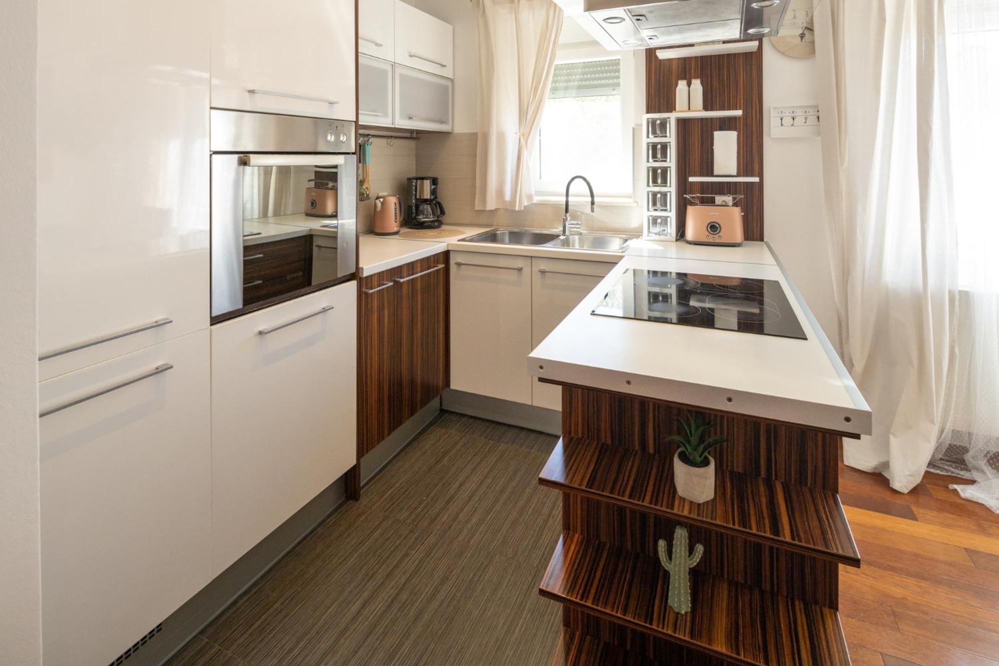 Lumaja Luxury Apartman Биоград-на-Мору Экстерьер фото